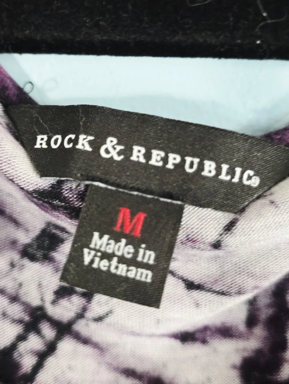 Rock & Republic Purple & Black Tie-Dye Cold-Shoulder V-Neck Tee - Picture 6 of 7